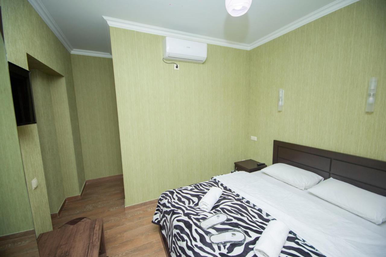 Hotel Elegant 2 Tbilisi Exterior photo